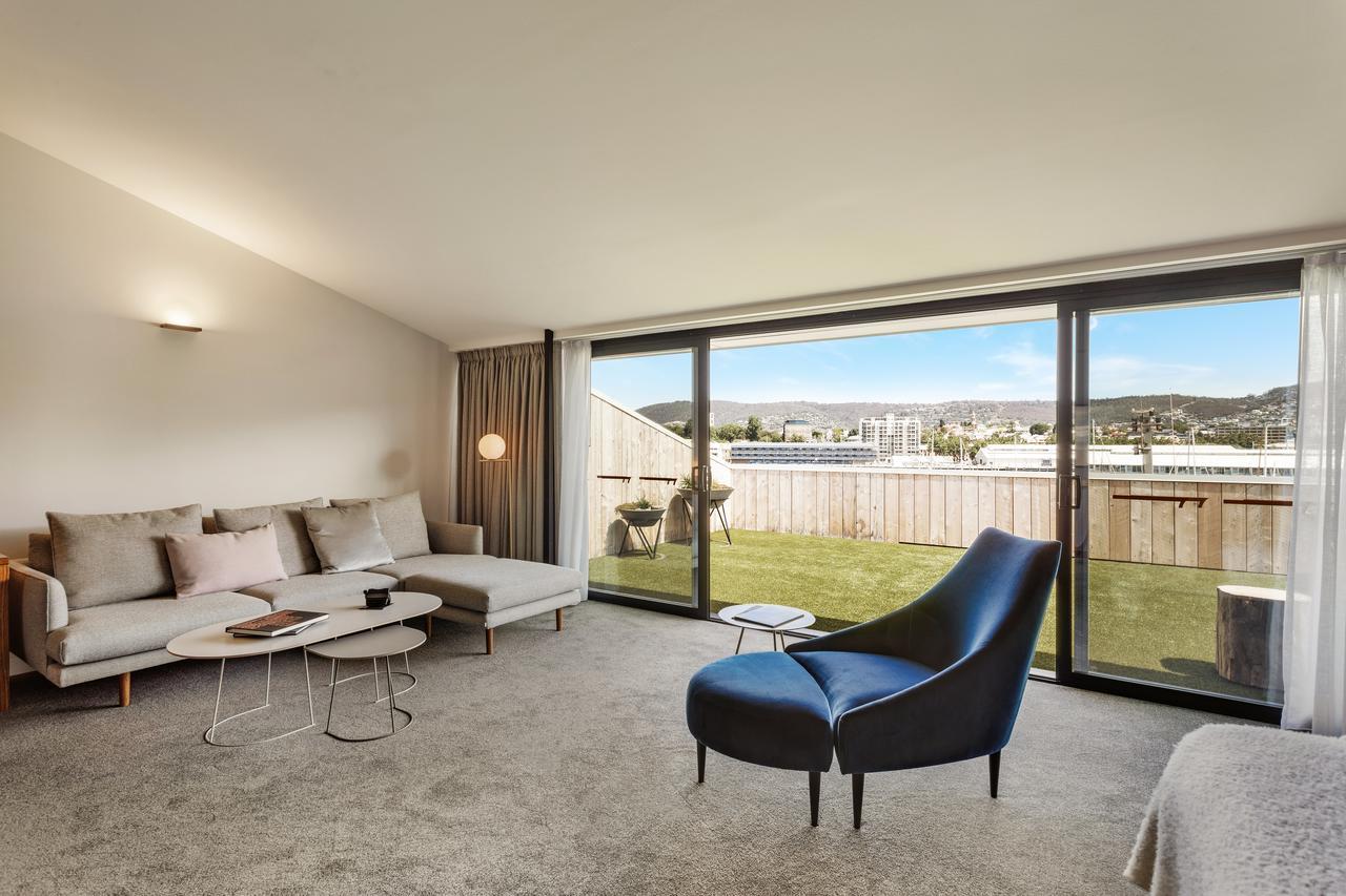 Macq 01 Hotel Hobart Esterno foto Living room