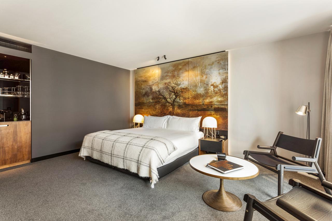 Macq 01 Hotel Hobart Esterno foto A room at the hotel