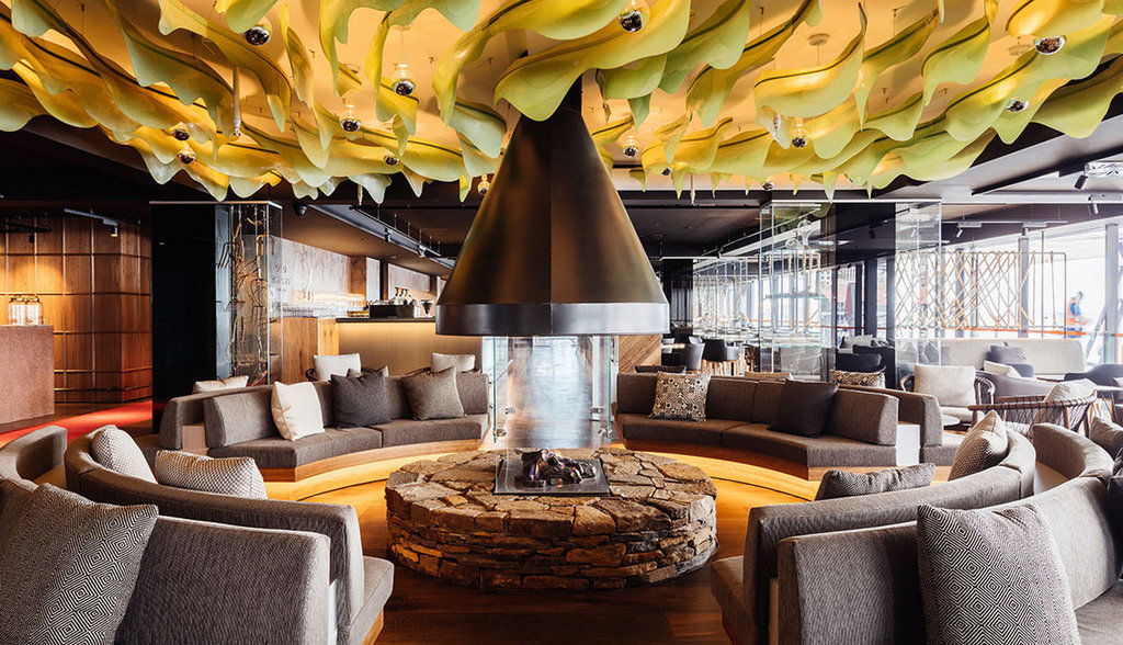 Macq 01 Hotel Hobart Esterno foto The lounge at the airport